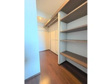 【神奈川県/横浜市中区北仲通】ザ・タワー横浜北仲 ウォークインクローゼット