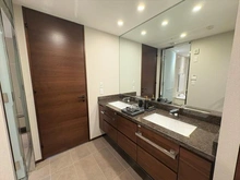 【神奈川県/横浜市中区北仲通】ザ・タワー横浜北仲 洗面室