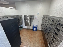 【神奈川県/平塚市老松町】プリメーラ平塚 メールBOX