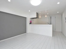 【神奈川県/横浜市磯子区森】第一磯子ハイツ リビング・ダイニング