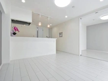 【神奈川県/横浜市磯子区森】第一磯子ハイツ リビング・ダイニング：（右）洋室