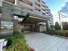 【神奈川県/横浜市磯子区磯子】クレストフォルム横浜根岸 エントランス