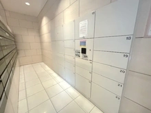 【神奈川県/横浜市中区山下町】プライマリーナ山下公園グレーシアタワー 宅配BOX