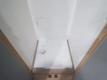 【神奈川県/横浜市神奈川区西大口】妙蓮寺コーポラス キッチン：洗濯防水パン