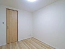 【神奈川県/横浜市神奈川区西大口】妙蓮寺コーポラス 洋室