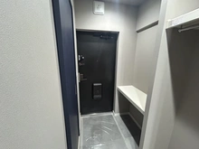 【神奈川県/横浜市中区新山下】新山下ベイシティ第六号棟 玄関