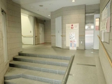 【神奈川県/横浜市中区宮川町】ルリエ横浜宮川町 エントランス