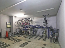 【神奈川県/横浜市中区弥生町】ストークタワー大通り公園III 駐輪場