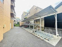 【東京都/新宿区大京町】ハーモニーレジデンス新宿四谷 駐輪場
