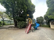 【東京都/新宿区大京町】ハーモニーレジデンス新宿四谷 大京公園（現地より約110m）：