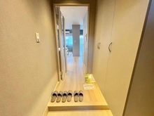 【東京都/新宿区荒木町】フリーディオ四谷三丁目 玄関