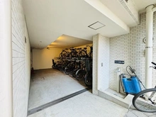 【東京都/渋谷区富ヶ谷】フォルム代々木公園リベディア 駐輪場