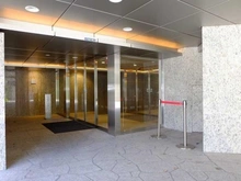 【東京都/新宿区市谷加賀町】ザ・パークハウス市谷加賀町 エントランス