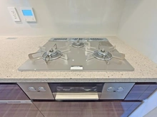 【東京都/新宿区四谷】クラッシィタワー新宿御苑 キッチン：三口コンロ