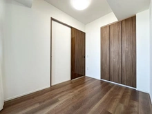 【東京都/新宿区富久町】富久クロスコンフォートタワー 洋室