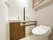 【東京都/新宿区富久町】富久クロスコンフォートタワー トイレ