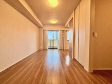 【東京都/新宿区四谷三栄町】ジオ四谷三栄町 リビング・ダイニング