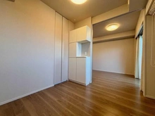 【東京都/新宿区四谷三栄町】ジオ四谷三栄町 洋室