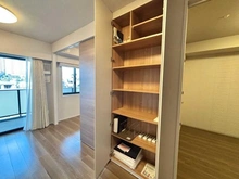 【東京都/新宿区四谷三栄町】ジオ四谷三栄町 収納