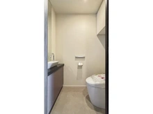 【東京都/新宿区市谷加賀町】ヴィークコート市谷加賀町 トイレ