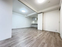 【東京都/新宿区南元町】パインクレスト信濃町 洋室