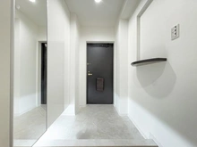 【東京都/新宿区南元町】パインクレスト信濃町 玄関