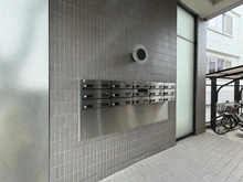 【東京都/新宿区南元町】パインクレスト信濃町 メールBOX