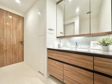 【東京都/新宿区富久町】富久クロスコンフォートタワー 洗面室