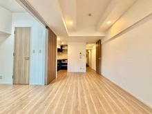 【東京都/新宿区市谷本村町】エステムプラザ市谷外濠公園 LDK