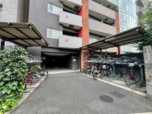 【東京都/新宿区市谷本村町】エステムプラザ市谷外濠公園 駐輪場