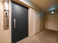 【東京都/新宿区富久町】ローレルコート新宿タワー 玄関