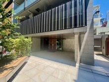 【東京都/新宿区舟町】ブリリア四谷三丁目 エントランス