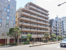 【東京都/新宿区余丁町】藤和シティホームズ新宿余丁町 外観：写真中央