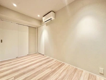 【東京都/新宿区市谷仲之町】パークコート市谷仲之町 洋室