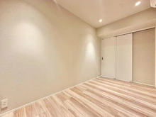 【東京都/新宿区市谷仲之町】パークコート市谷仲之町 洋室