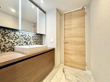 【東京都/新宿区市谷仲之町】パークコート市谷仲之町 洗面室