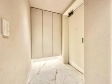 【東京都/新宿区市谷仲之町】パークコート市谷仲之町 玄関