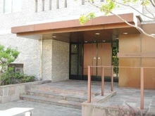 【東京都/新宿区市谷仲之町】パークコート市谷仲之町 エントランス