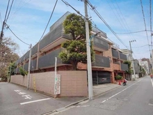 【東京都/新宿区内藤町】秀和内藤町レジデンス 外観