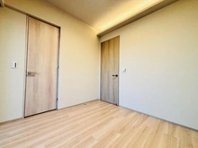 【東京都/新宿区四谷】クラッシィタワー新宿御苑 洋室