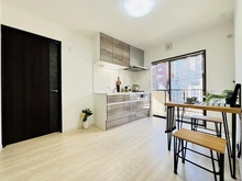 【東京都/新宿区市谷薬王寺町】スカイコート市ヶ谷第3 ダイニングキッチン：※家具・調度品は販売価格に含まれておりません