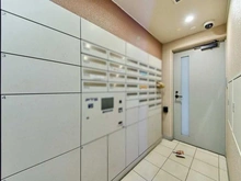 【東京都/新宿区四谷三栄町】 グローベル　ザ・リミテッド　四ツ谷 宅配BOX