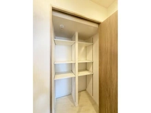 【東京都/新宿区百人町】西戸山タワーホウムズノースタワー 収納