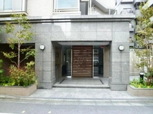 【東京都/渋谷区初台】マートルコート代々木公園 アプローチ