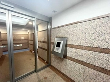 【東京都/新宿区内藤町】ジェイパーク御苑内藤町 エントランス