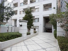 【東京都/新宿区北町】デュオ・スカーラ神楽坂タワー アプローチ