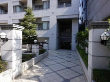 【東京都/新宿区北町】デュオ・スカーラ神楽坂タワー アプローチ