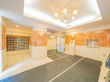 【東京都/新宿区大京町】ルート四谷三丁目 エントランス