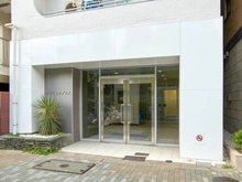 【東京都/新宿区市谷本村町】ホワイトレジデンス エントランス