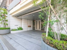 【東京都/新宿区住吉町】サンクタス四谷・曙橋ルーセンシティ エントランス